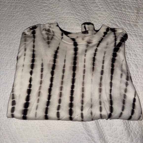 lululemon athletica Tops - Lululemon Pullover